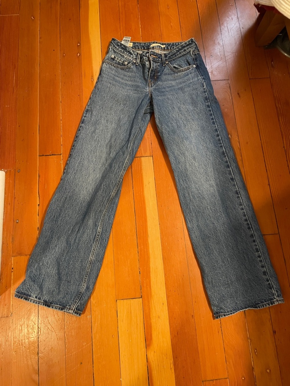 Levi's Women's low rise loose Jeans - Blue Denim
